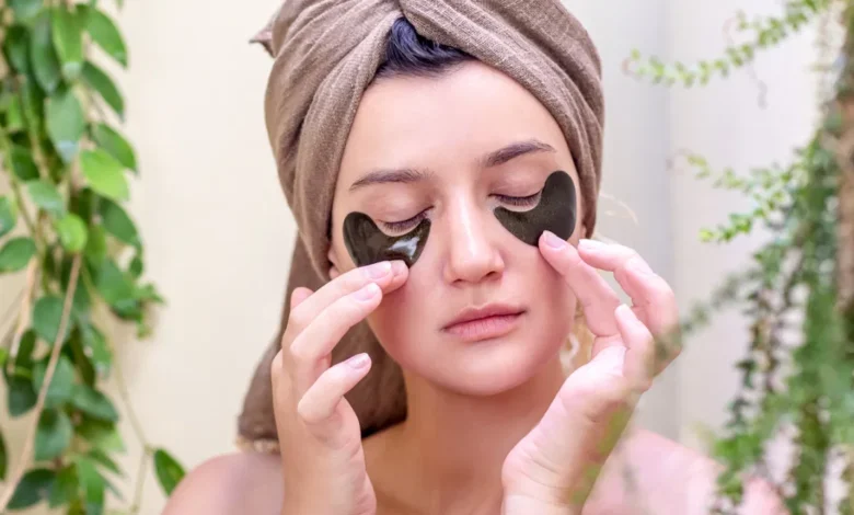 How to Simply Remove Dark Spots Under Eye at Home