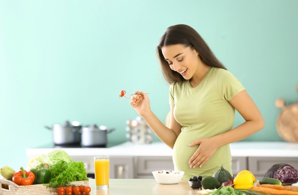 13 Best Essential Nutrients for a Healthy Pregnancy 2023