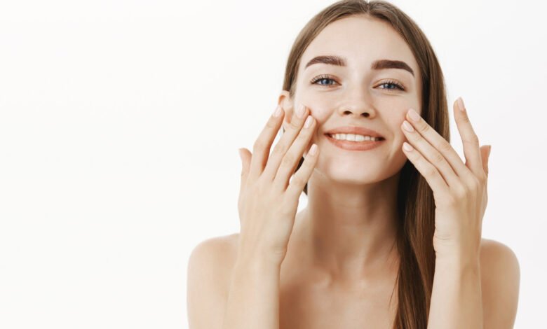 9 Best Tips & Tricks for Soothing Your Skin